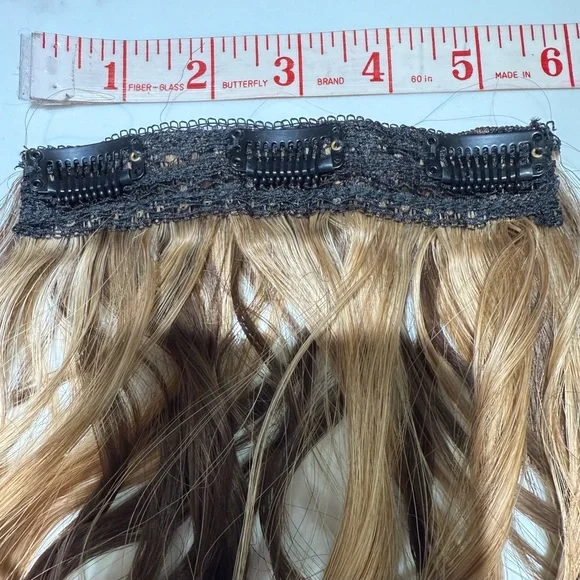 HAIR, Qty 4, 18” Curly Clip in Extensions, Brown/Carmel - Picture 9 of 12